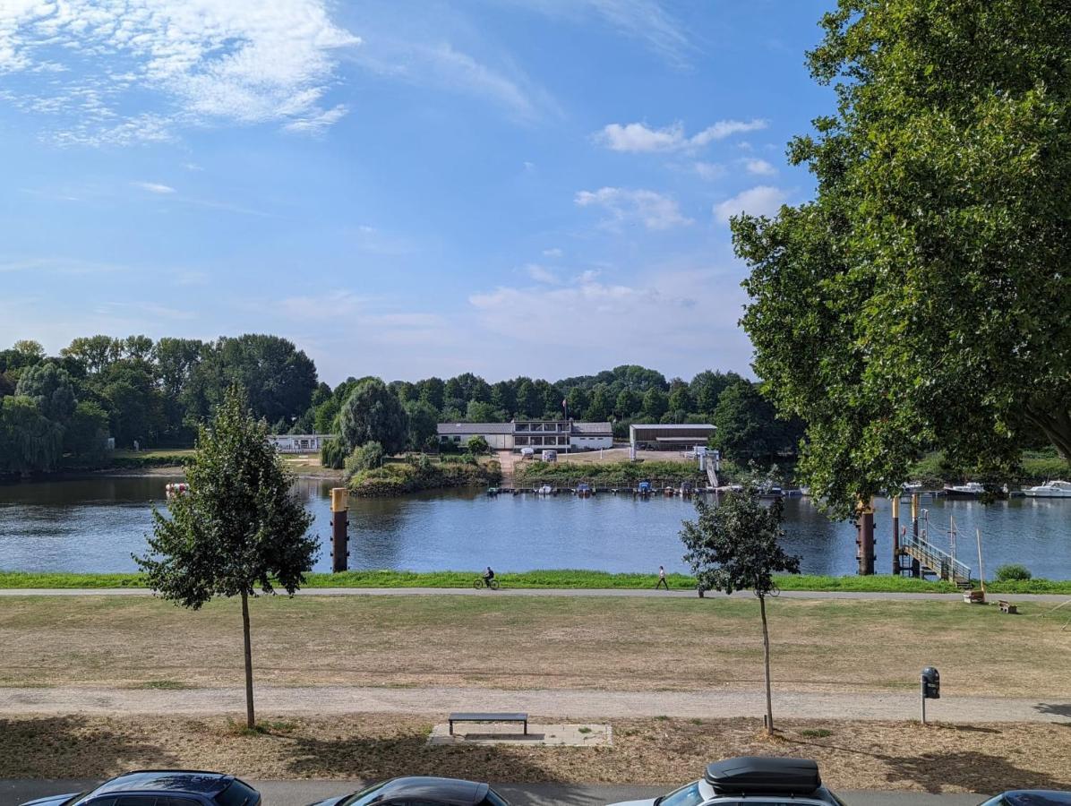 Homey Apartments - Riverside - Mit Weserblick Und Parkplatz Bremen Buitenkant foto